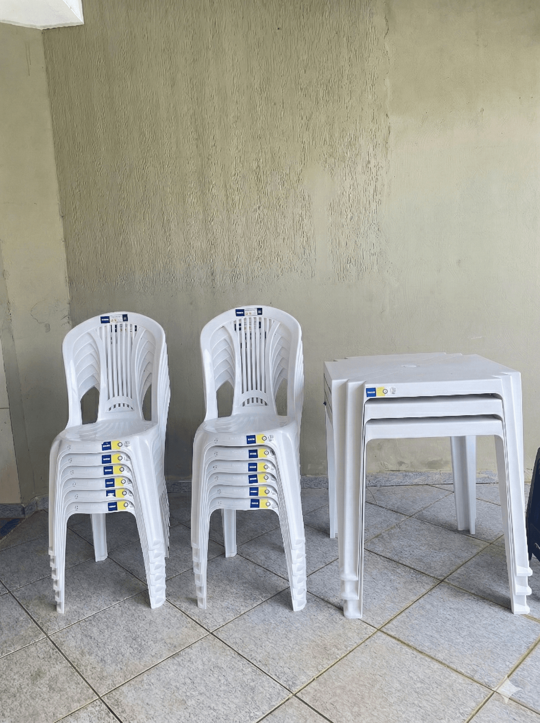 Mesas para refeições em família